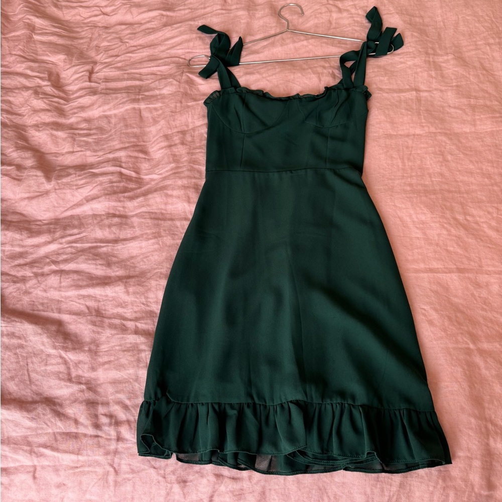 Dark green dress ( not reformation but looks similar) xs